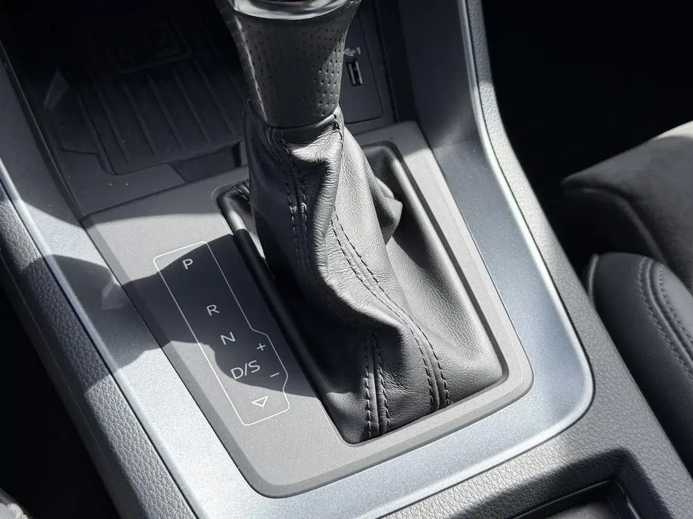 Audi RS Q3 TFSI RS uit 2020, foto 15