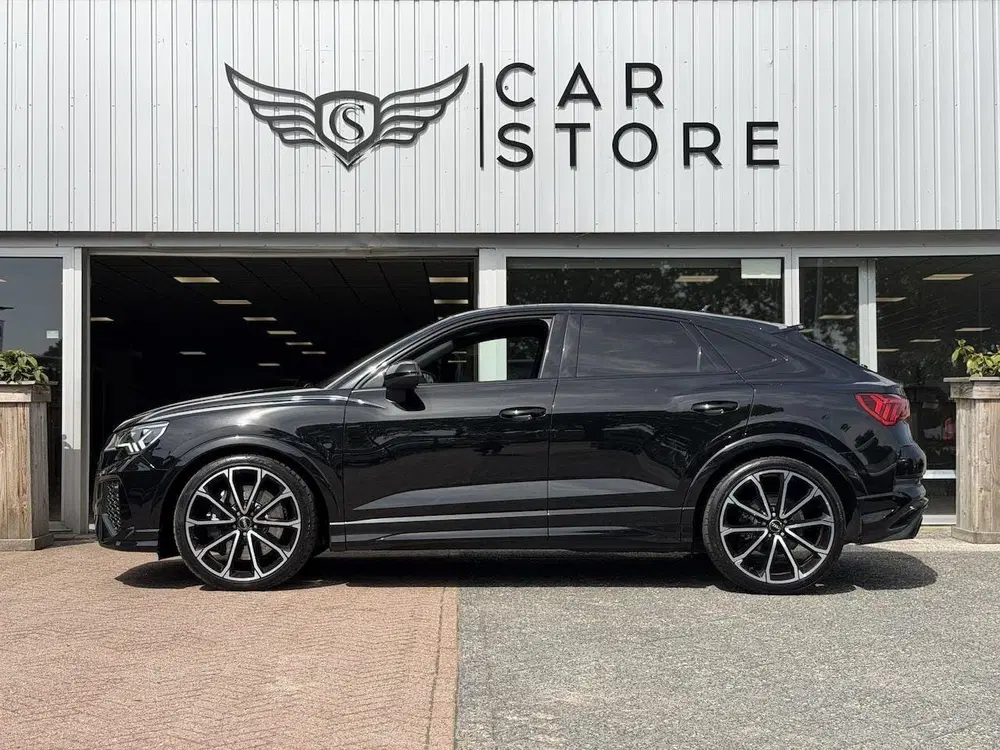 Audi RS Q3 TFSI RS uit 2020, foto 2