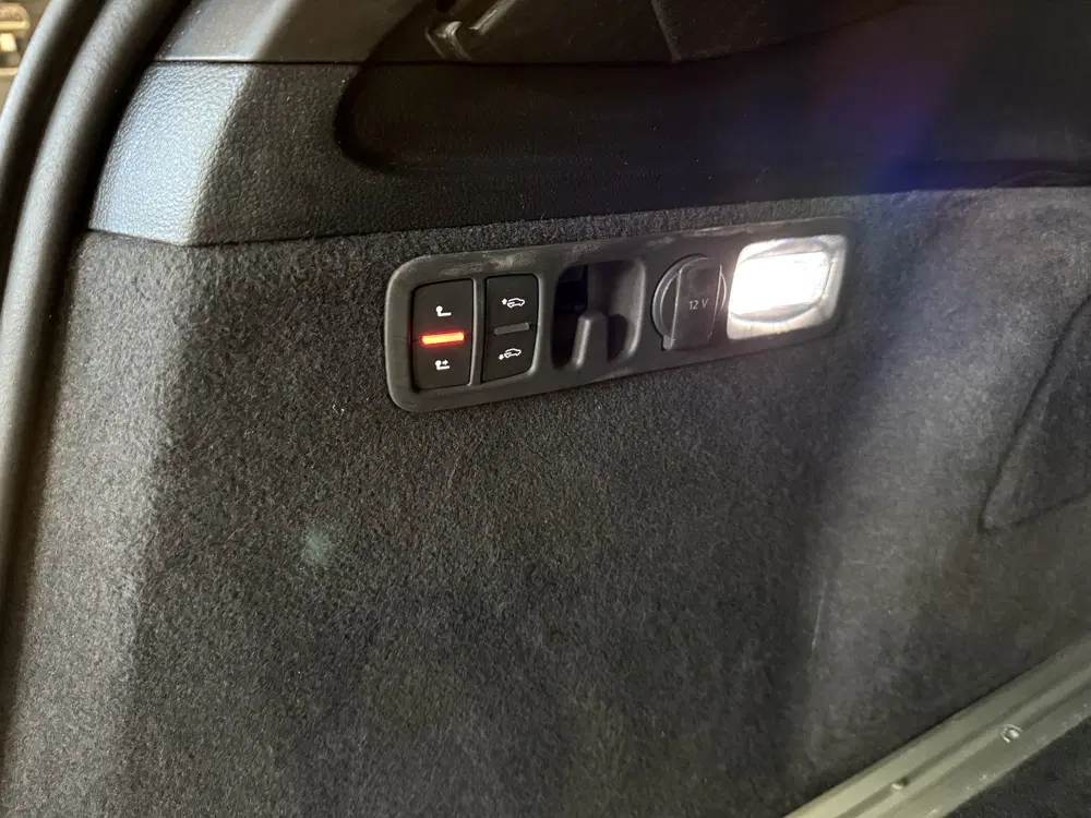 Audi Q7 60 TFSI e quattro Competition uit 2020, foto 12