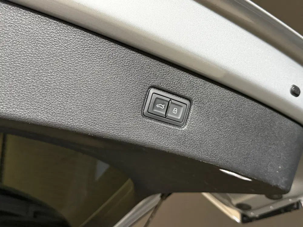 Audi Q7 60 TFSI e quattro Competition uit 2020, foto 13