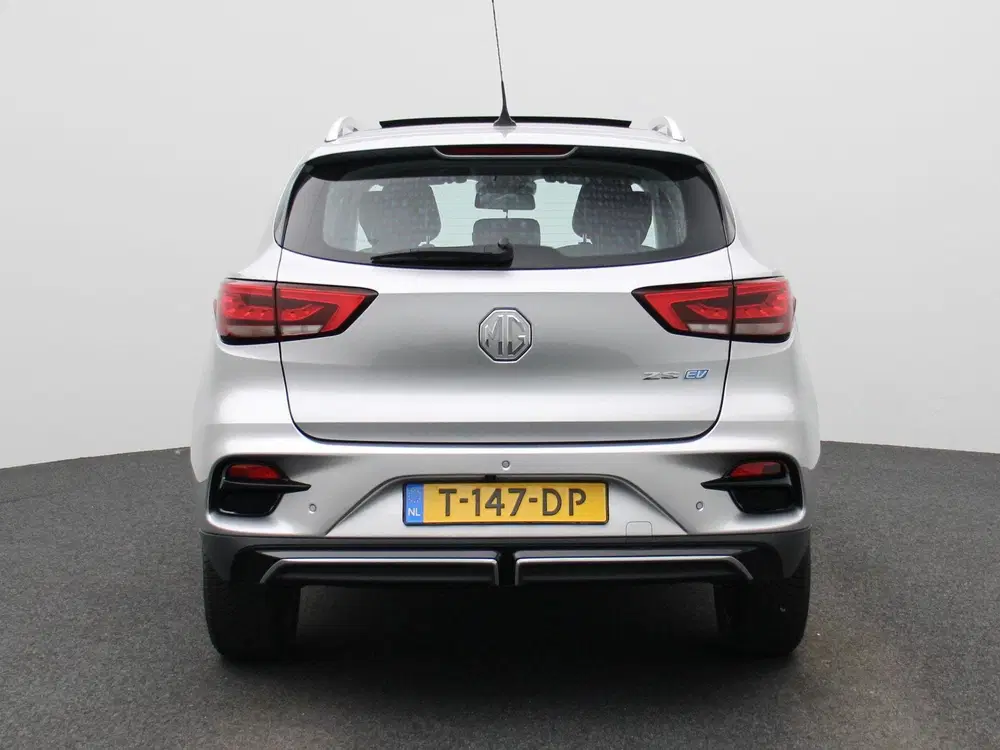 MG ZS Long Range Luxury 70 kWh 360 Camera uit 2023, foto 5