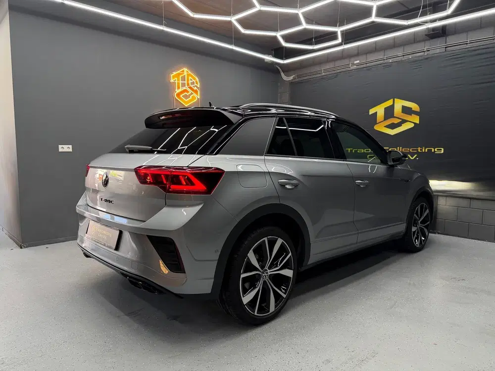 Volkswagen T-Roc 1.5 TSI R-Line Black edition IQ-Pano-keyle uit 2024, foto 8