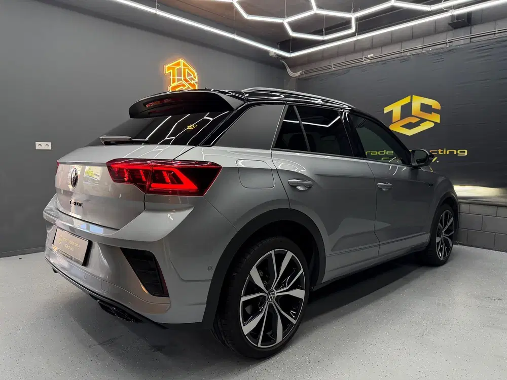 Volkswagen T-Roc 1.5 TSI R-Line Black edition IQ-Pano-keyle uit 2024, foto 9