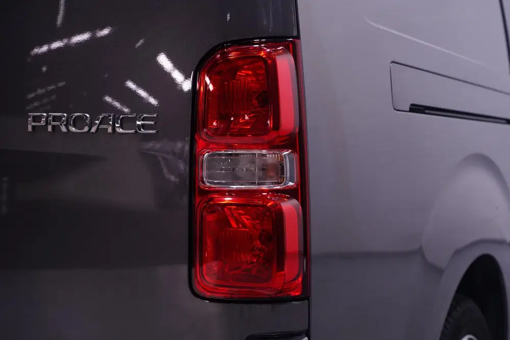 Toyota Proace 2.0 D-4D 145 pk Aut. Black Line Dubbel uit 2022, foto 11