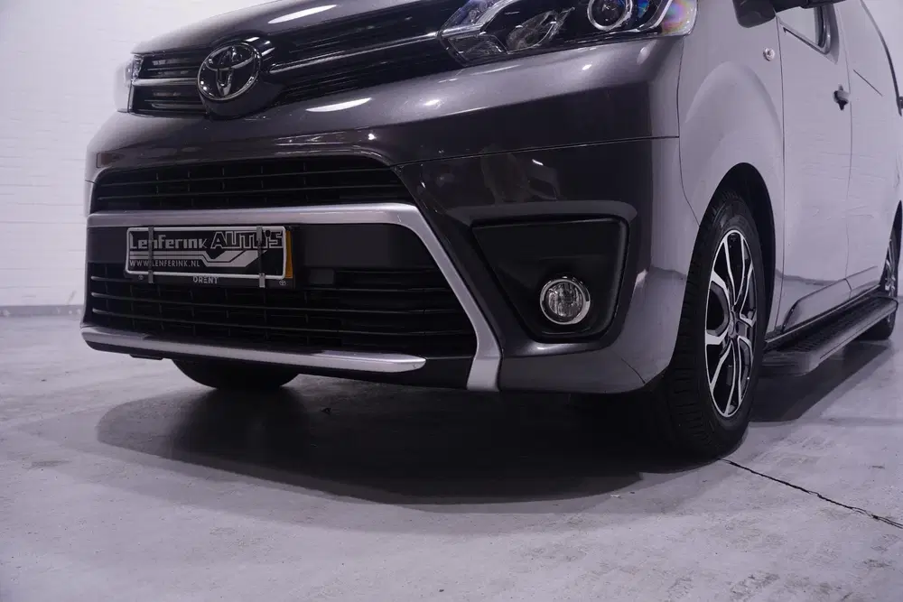 Toyota Proace 2.0 D-4D 145 pk Aut. Black Line Dubbel uit 2022, foto 14