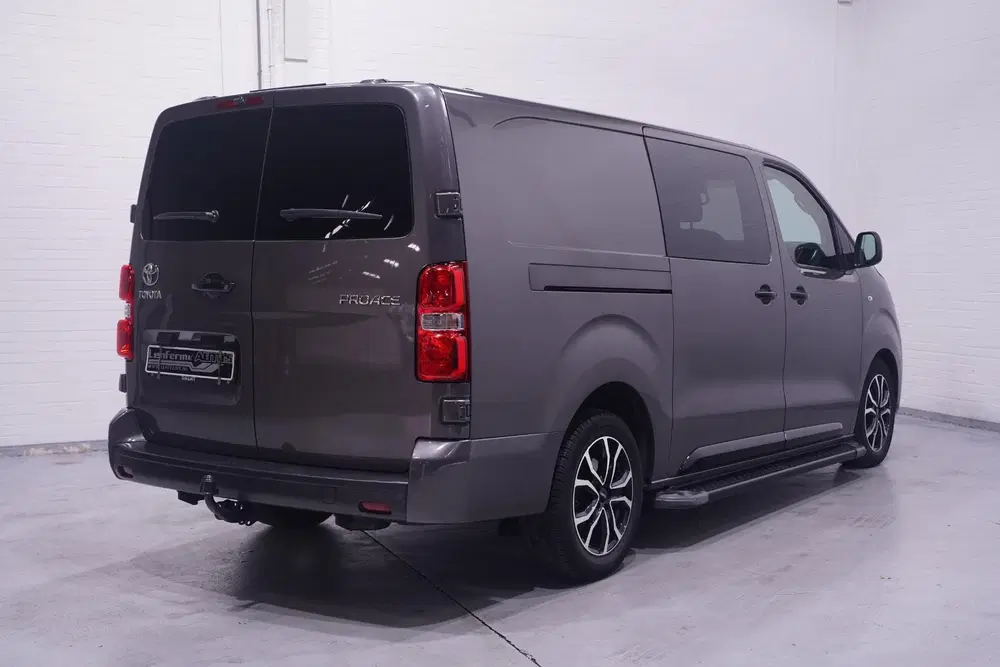 Toyota Proace 2.0 D-4D 145 pk Aut. Black Line Dubbel uit 2022, foto 4