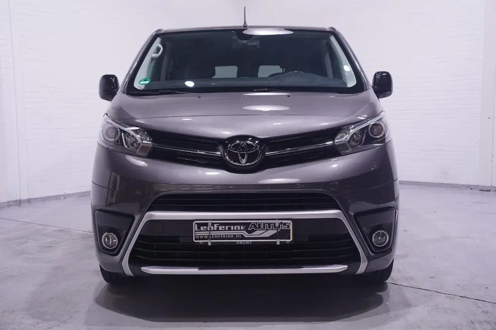 Toyota Proace 2.0 D-4D 145 pk Aut. Black Line Dubbel uit 2022, foto 5