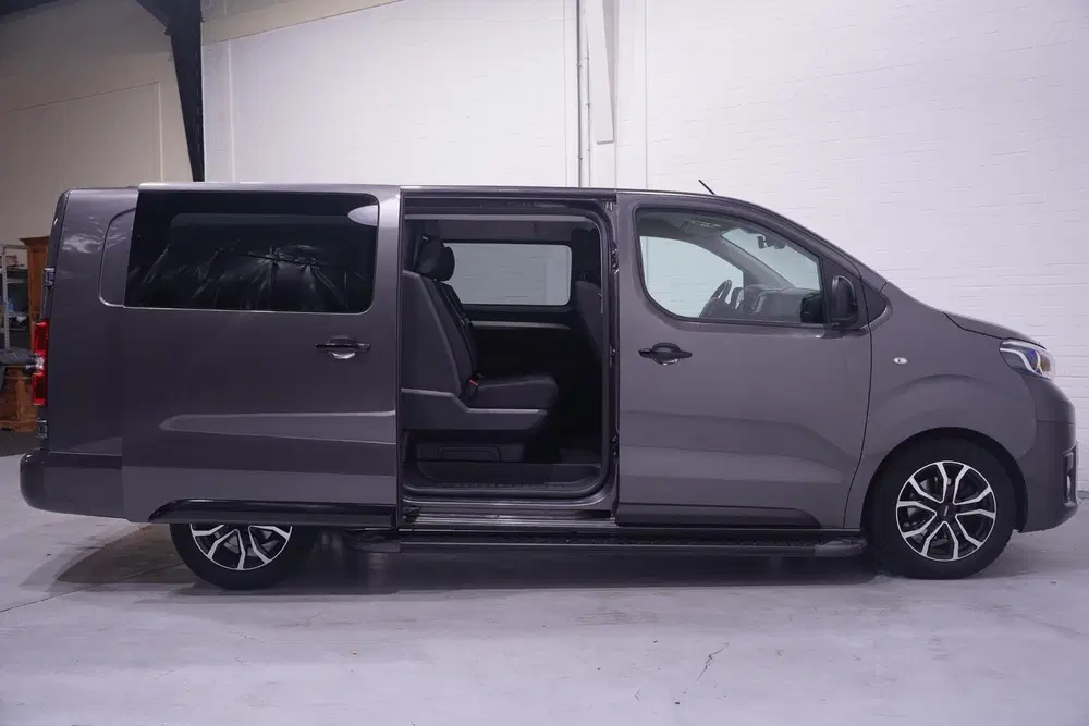 Toyota Proace 2.0 D-4D 145 pk Aut. Black Line Dubbel uit 2022, foto 9