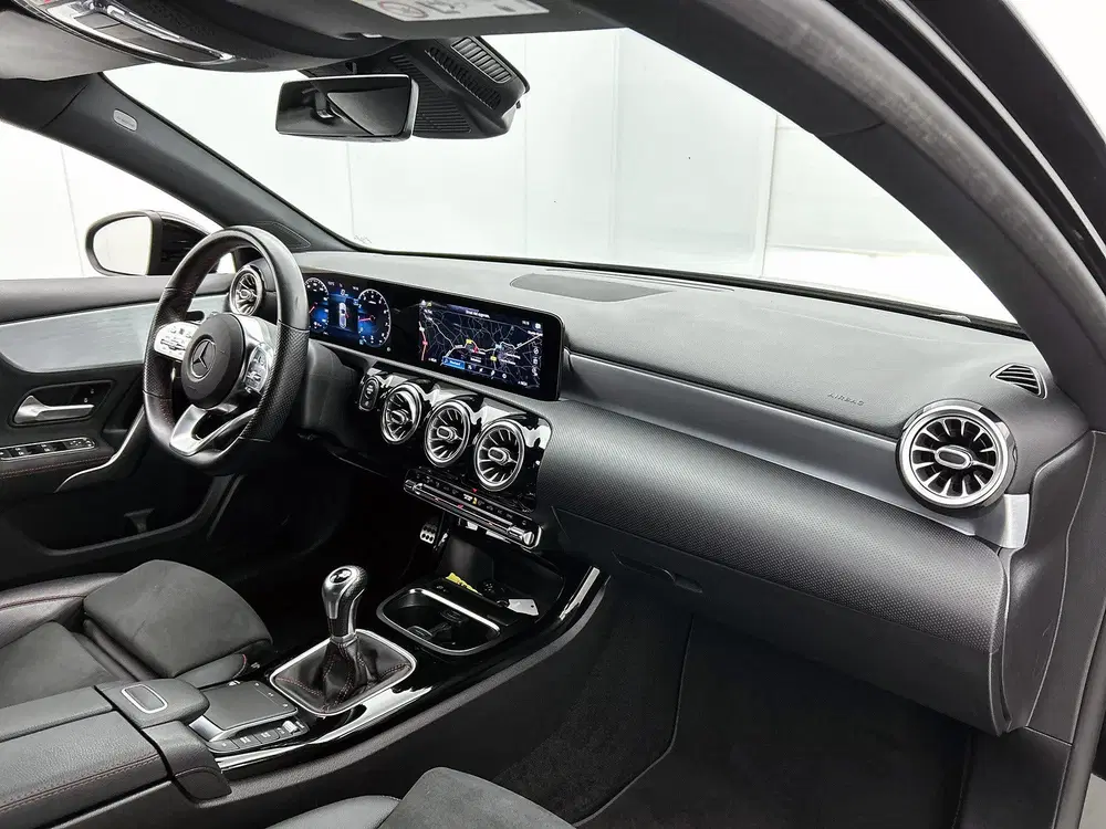 Mercedes-Benz A-Klasse 160 AMG Nightpakket uit 2020, foto 6