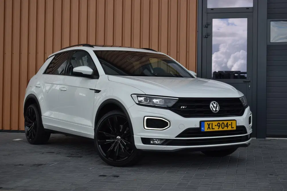 Volkswagen T-Roc 1.5 TSI 150pk DSG R-line Black style Pano uit 2019, foto 5