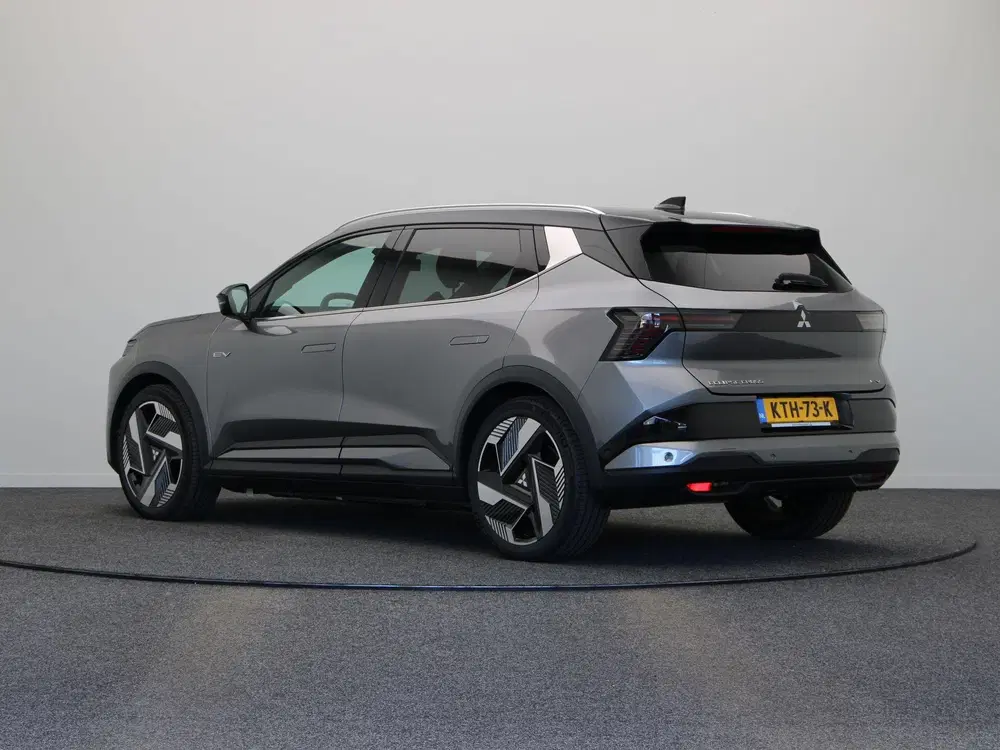 Mitsubishi Eclipse Cross Instyle 87 kWh uit 2026, foto 2