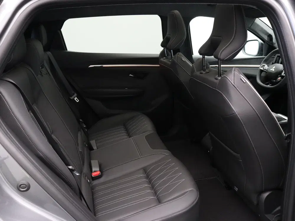 Mitsubishi Eclipse Cross Instyle 87 kWh uit 2026, foto 8