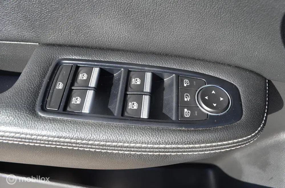 Renault Arkana Vol Hybrid Automaat uit 2022, foto 10