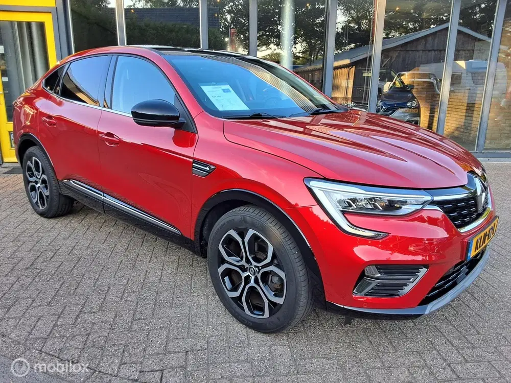 Renault Arkana Vol Hybrid Automaat uit 2022, foto 2