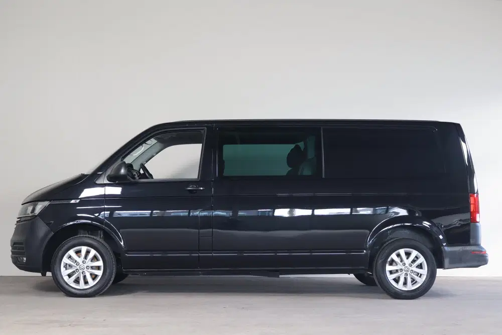 Volkswagen Transporter 2.0 TDI L2H1 30 DC Highline BPM VRIJ uit 2023, foto 13