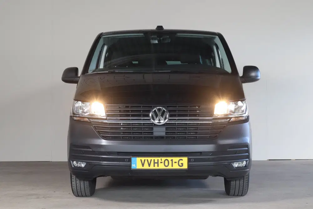 Volkswagen Transporter 2.0 TDI L2H1 30 DC Highline BPM VRIJ uit 2023, foto 14