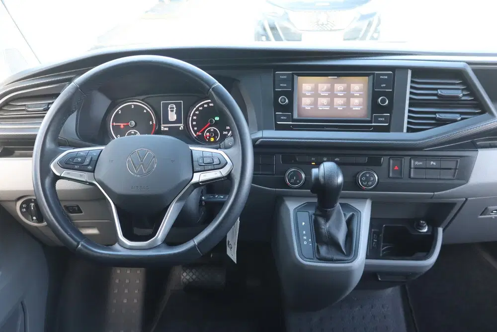 Volkswagen Transporter 2.0 TDI L2H1 30 DC Highline BPM VRIJ uit 2023, foto 4