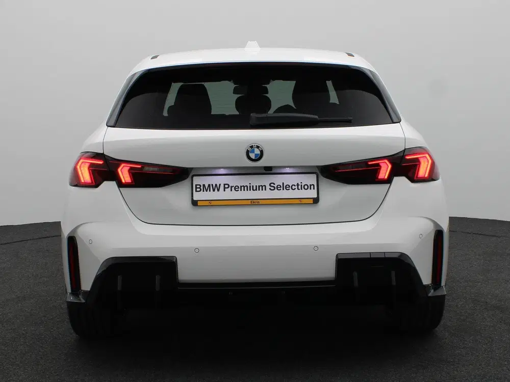 BMW 1-serie 120 M Sport Design Edition uit 2026, foto 5
