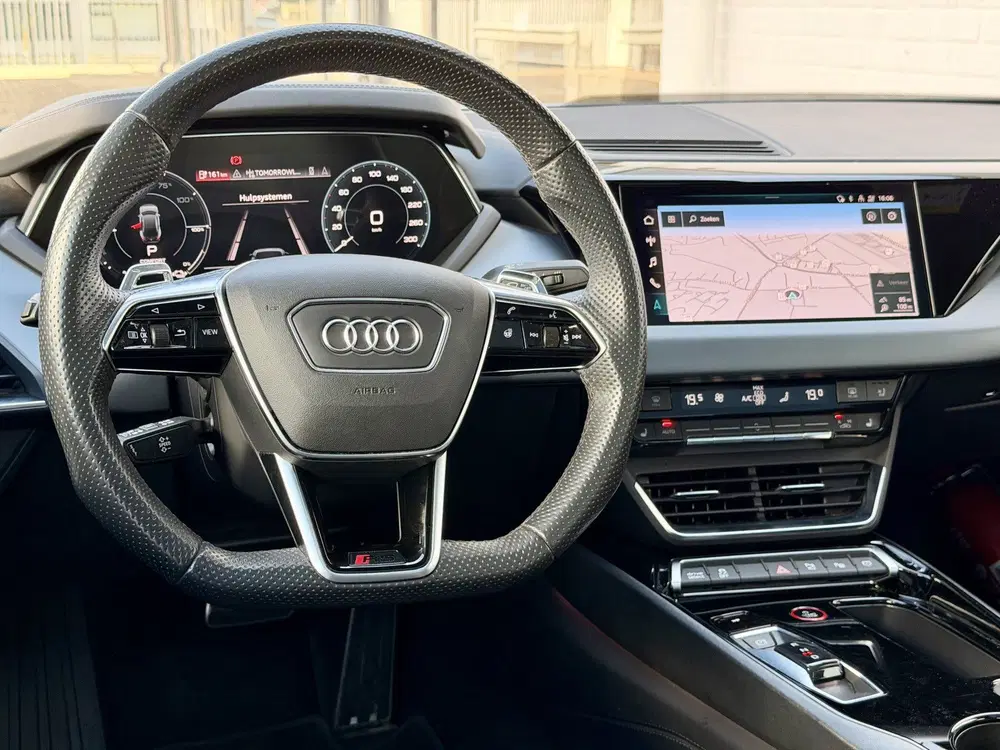 Audi e-tron GT RS 93 kWh 21" uit 2021, foto 14