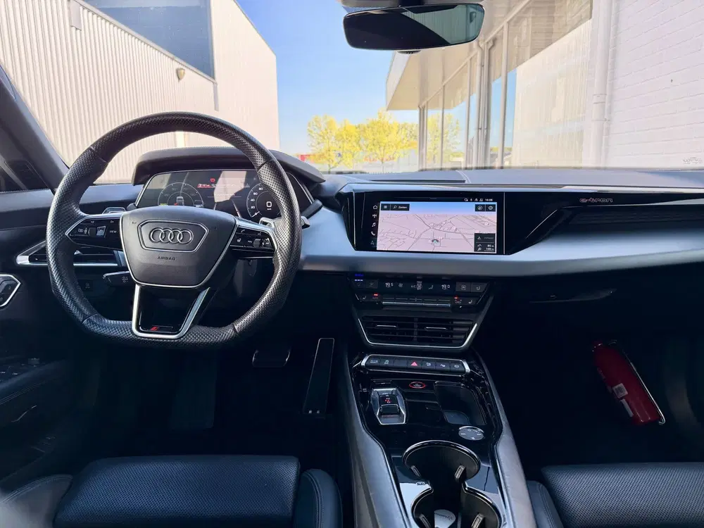 Audi e-tron GT RS 93 kWh 21" uit 2021, foto 15