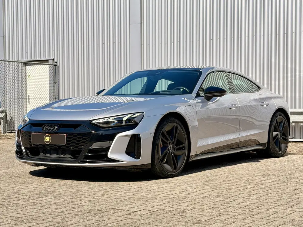 Audi e-tron GT RS 93 kWh 21" uit 2021, foto 3