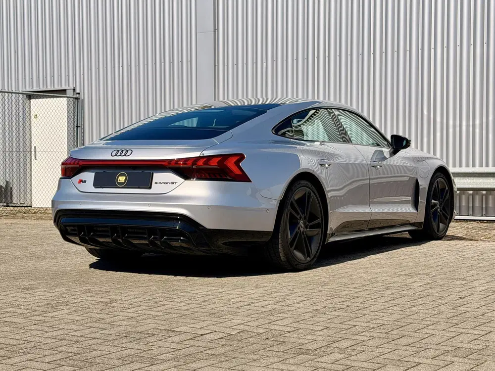 Audi e-tron GT RS 93 kWh 21" uit 2021, foto 6