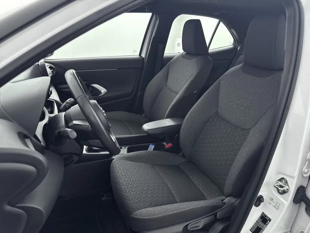 Toyota Yaris Cross 1.5 Hybrid Dynamic uit 2023, foto 15