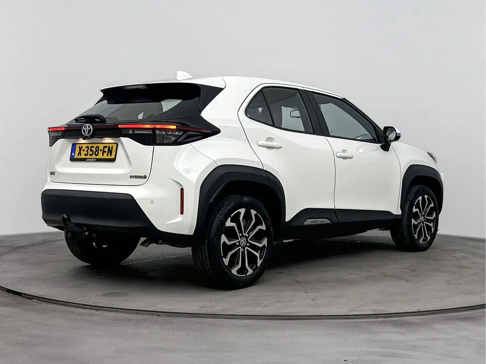 Toyota Yaris Cross 1.5 Hybrid Dynamic uit 2023, foto 2
