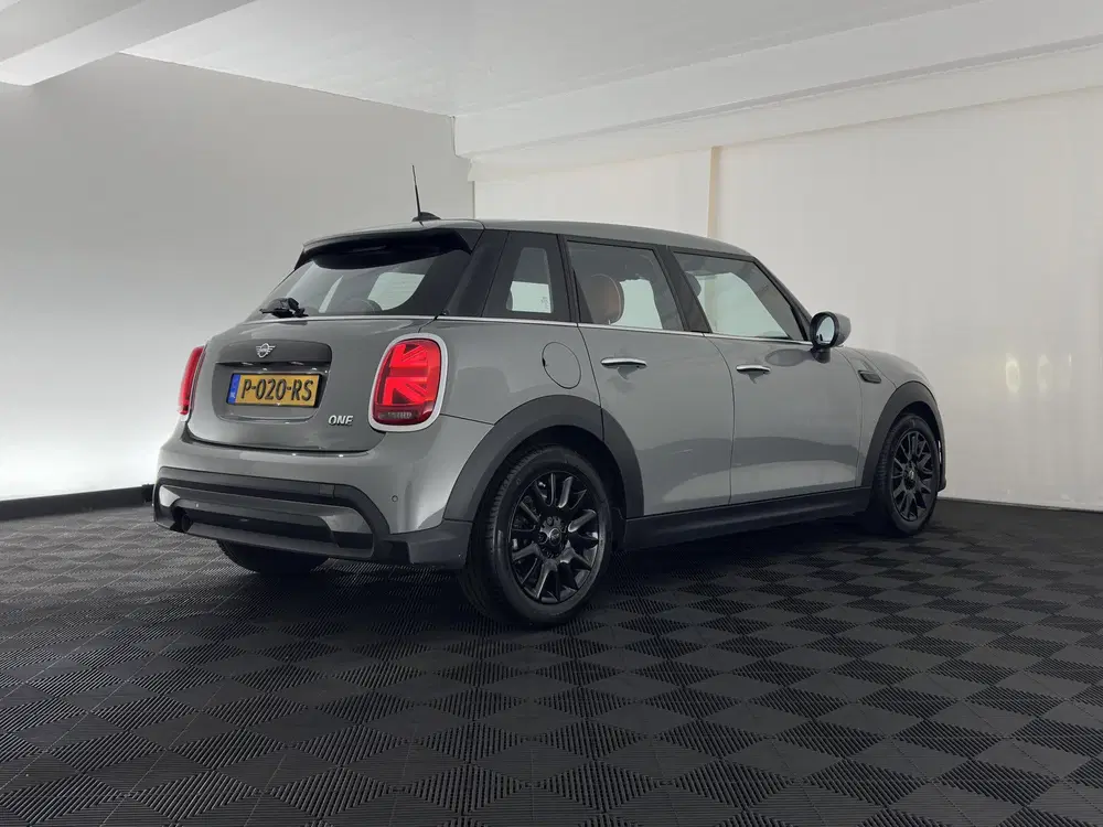 Mini One 1.5 One Business Edition (Facelift-Life Cy uit 2022, foto 6