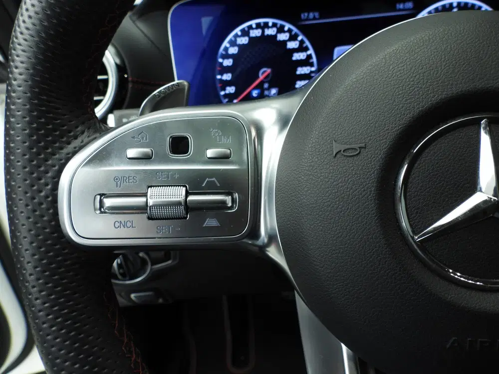 Mercedes-Benz E-Klasse AMG 53 4MATIC uit 2020, foto 13
