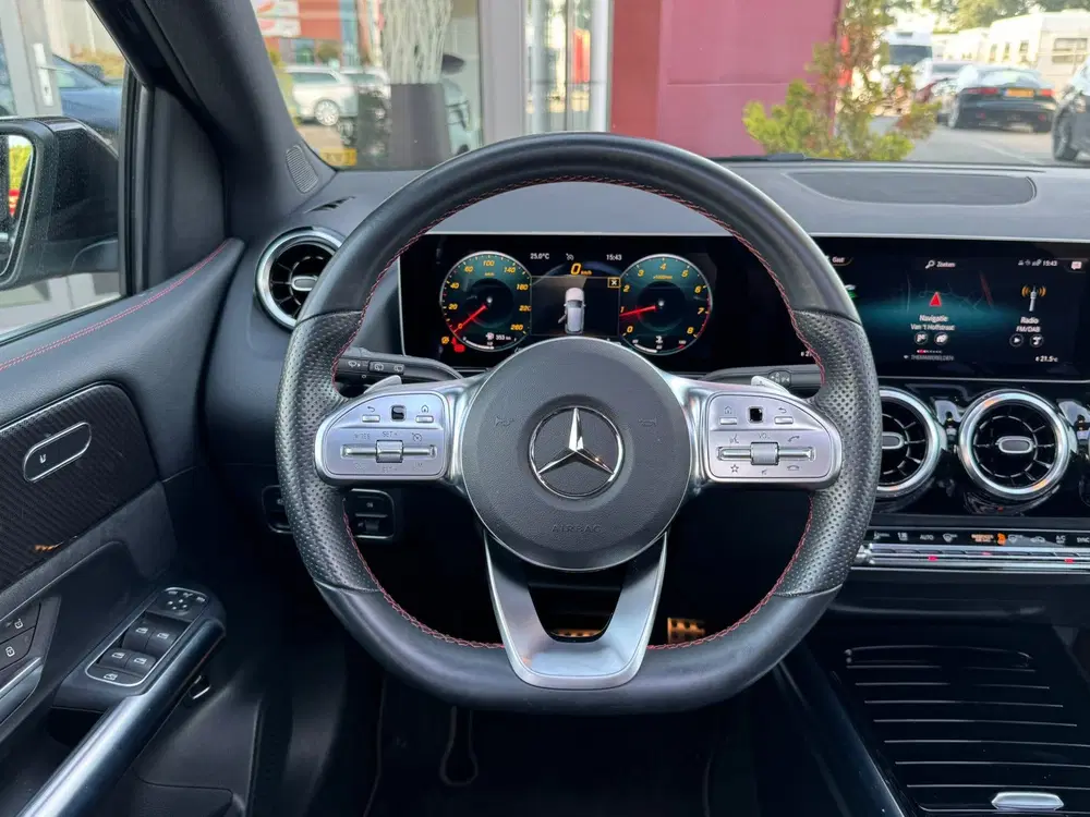 Mercedes-Benz B-Klasse 200 Business Solution AMG (bj 2020) uit 2020, foto 10