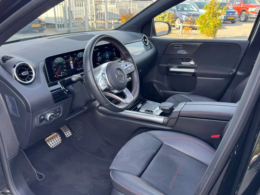 Mercedes-Benz B-Klasse 200 Business Solution AMG (bj 2020) uit 2020, foto 7