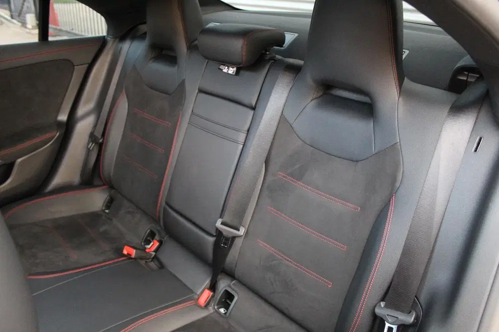 Mercedes-Benz CLA Mercedes CLA-klasse 200 AMG uit 2021, foto 13