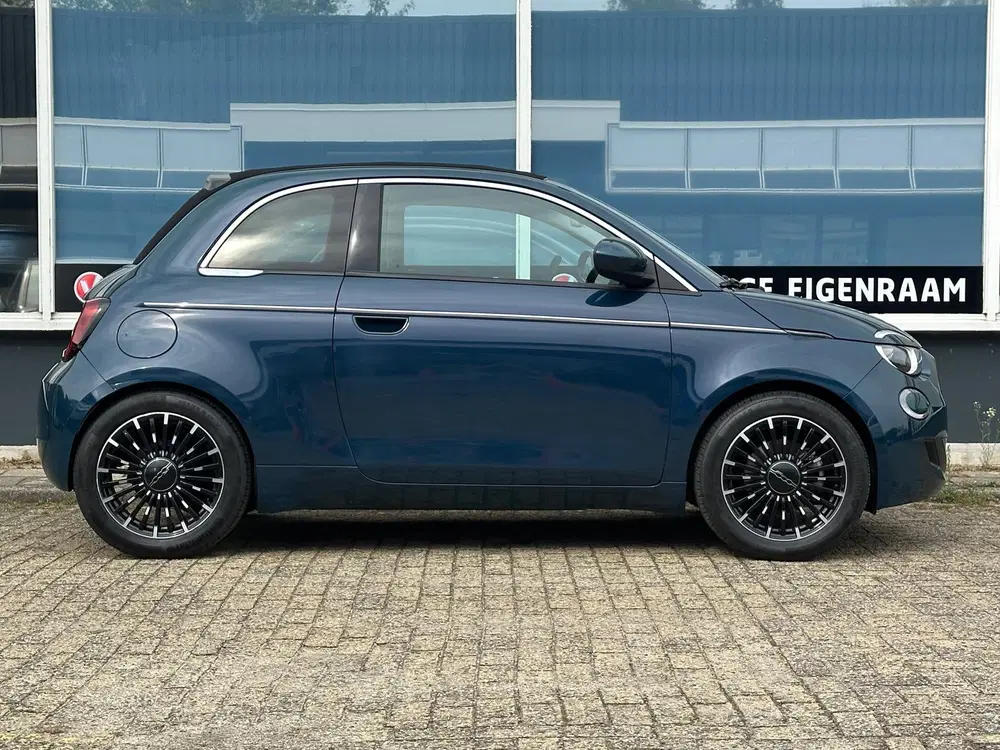 Fiat 500C Icon 42 kWh uit 2022, foto 2