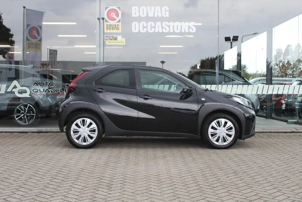 Toyota Aygo X 1.0 VVT-i MT Play CRUISE CONTROL uit 2023, foto 5
