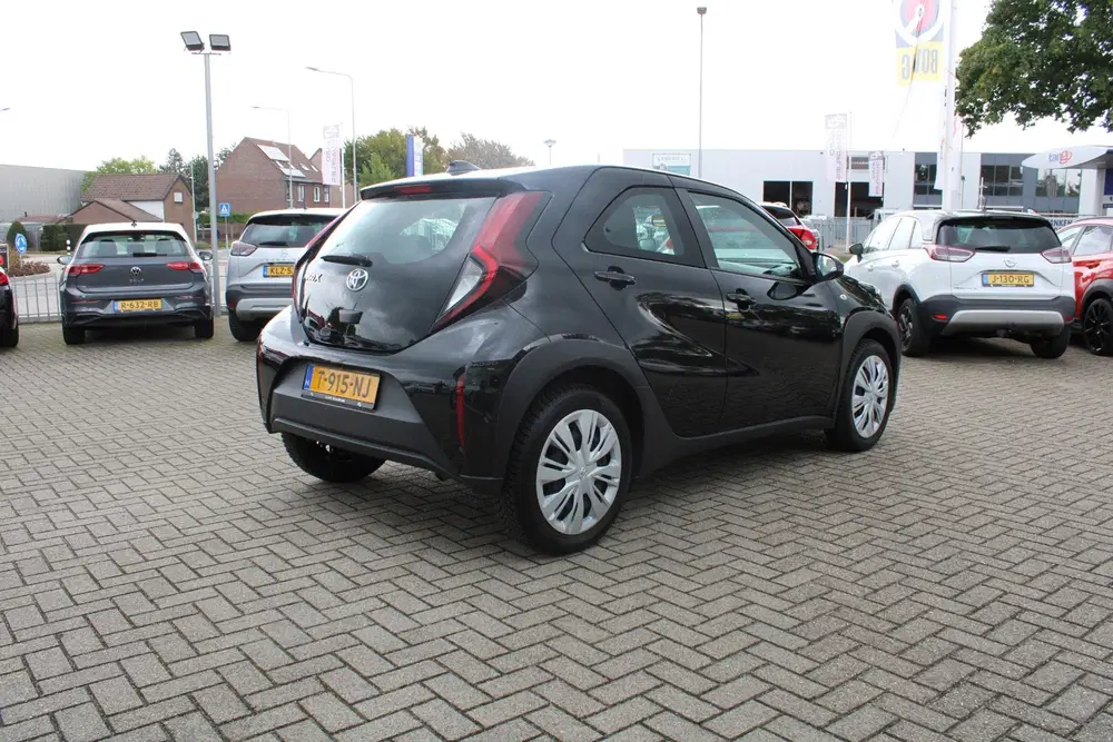Toyota Aygo X 1.0 VVT-i MT Play CRUISE CONTROL uit 2023, foto 8