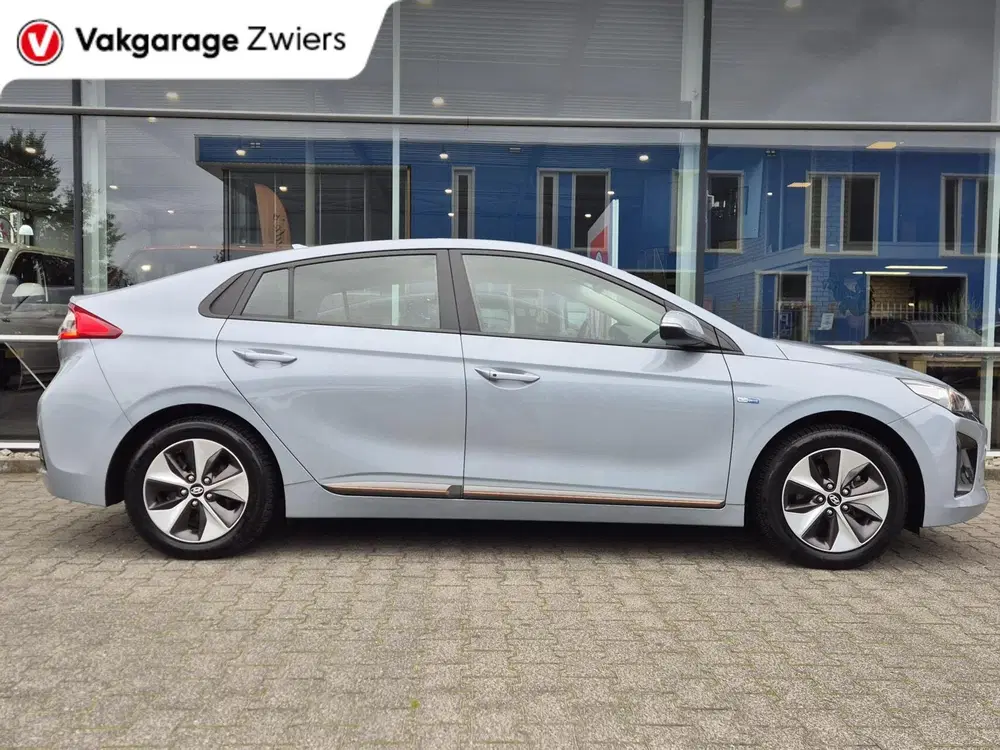 Hyundai IONIQ Comfort EV uit 2019, foto 12