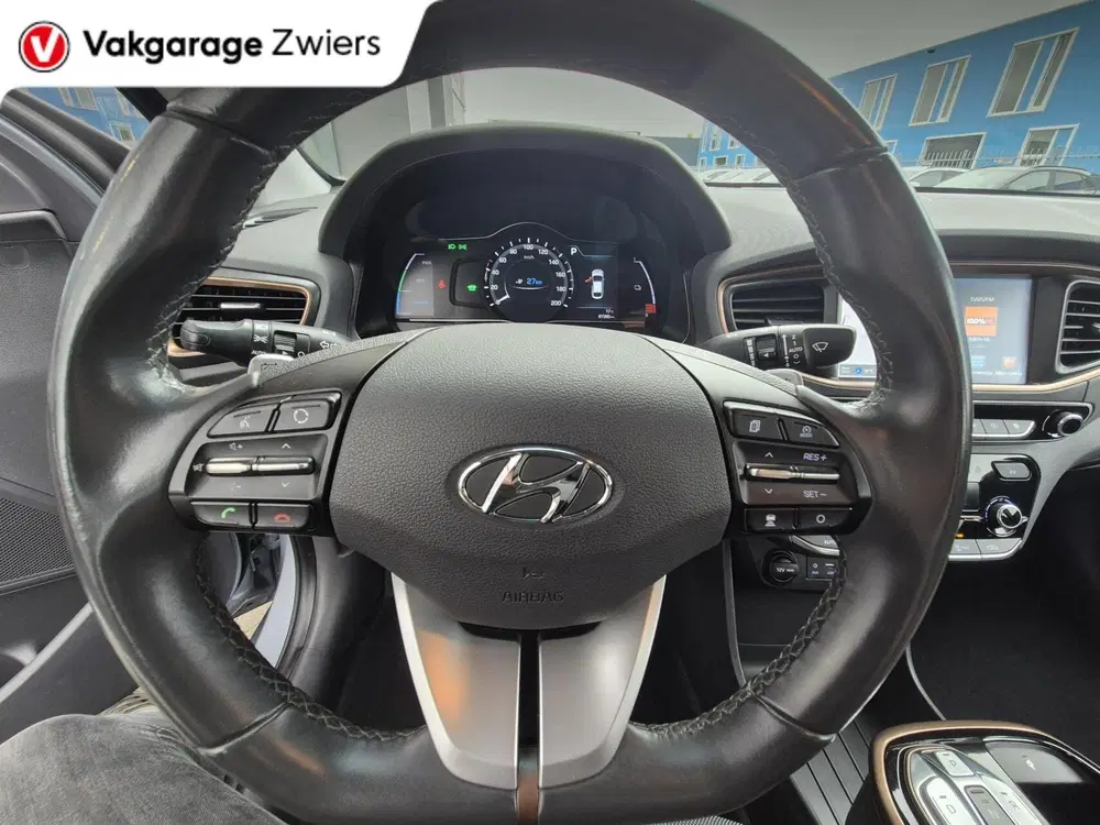Hyundai IONIQ Comfort EV uit 2019, foto 15