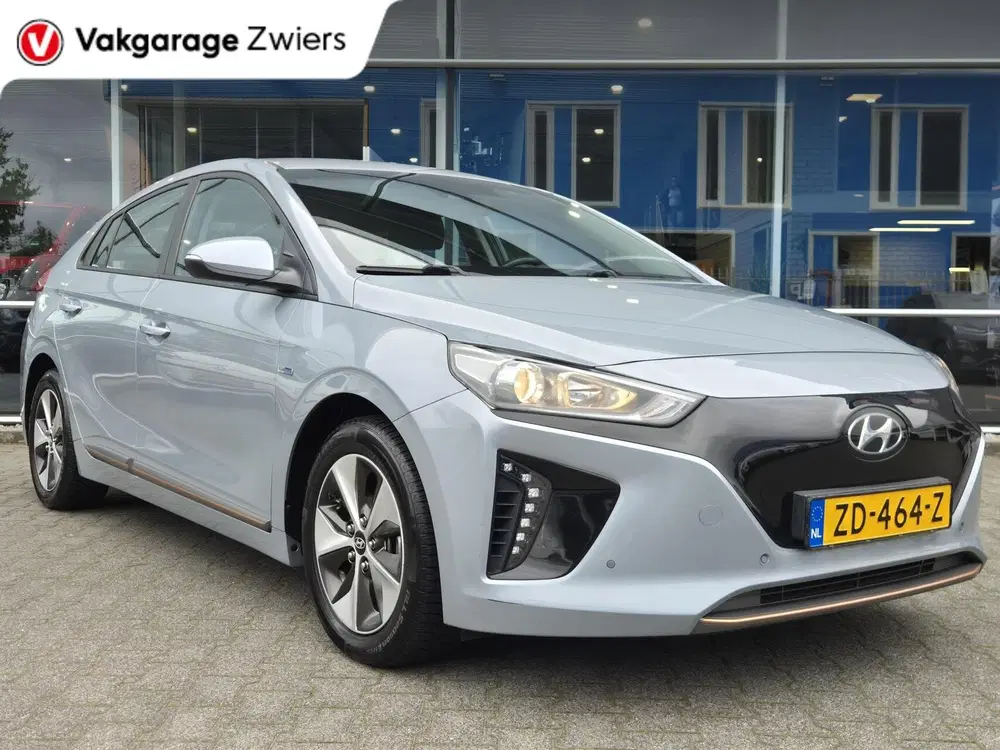 Hyundai IONIQ Comfort EV uit 2019, foto 3