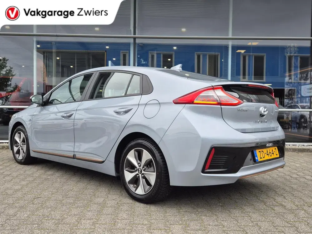 Hyundai IONIQ Comfort EV uit 2019, foto 5