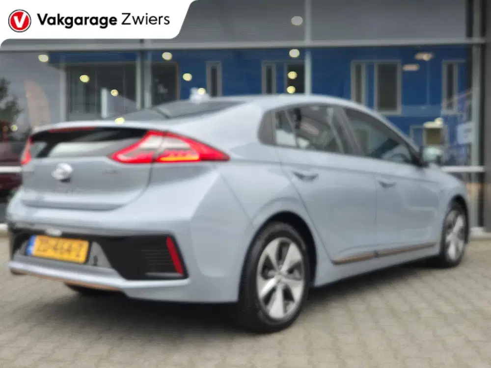 Hyundai IONIQ Comfort EV uit 2019, foto 7