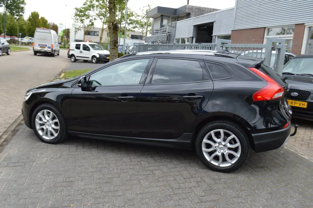 Volvo V40 Cross Country 1.5 T3 Polar+ Luxury NL-auto uit 2019, foto 10