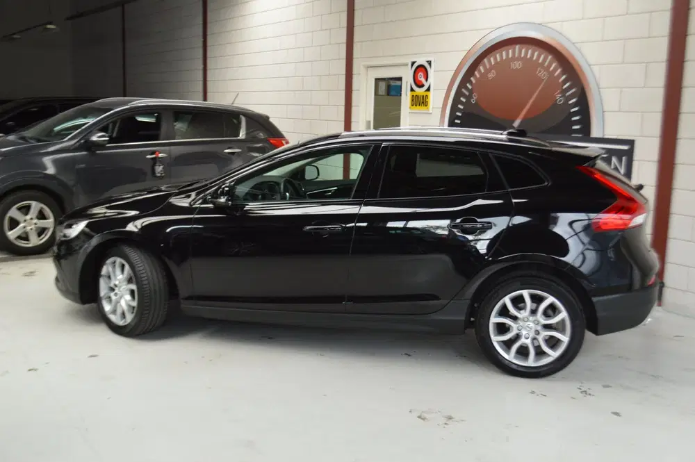 Volvo V40 Cross Country 1.5 T3 Polar+ Luxury NL-auto uit 2019, foto 4