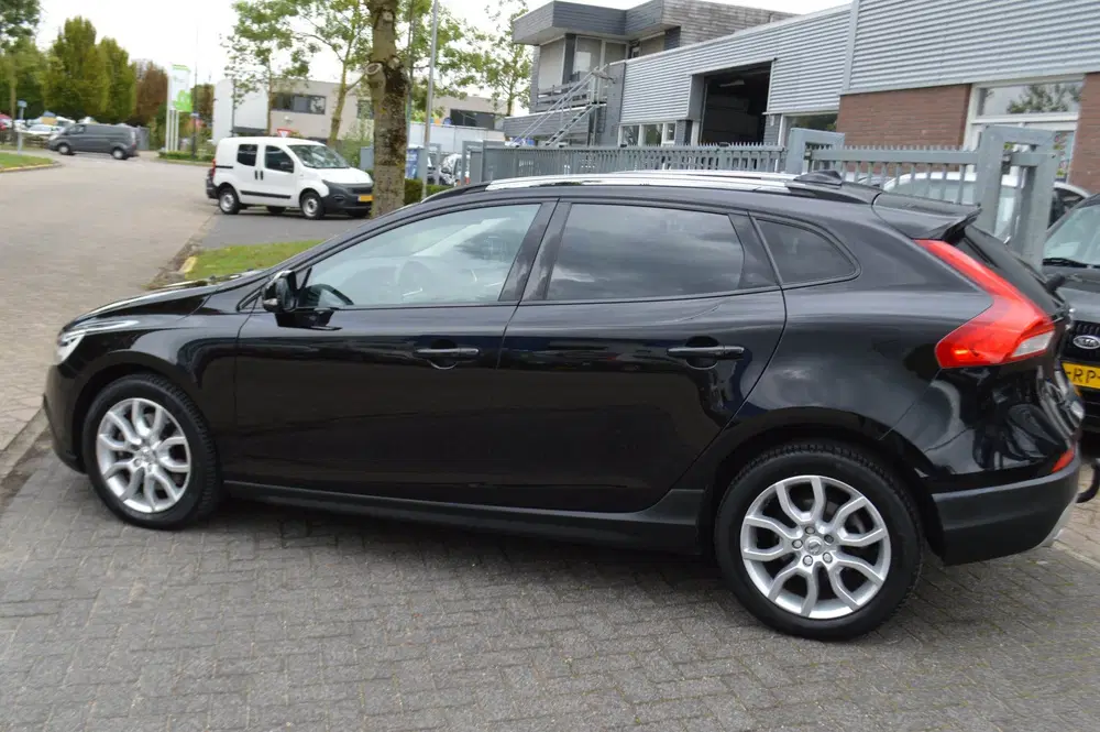 Volvo V40 Cross Country 1.5 T3 Polar+ Luxury NL-auto uit 2019, foto 9