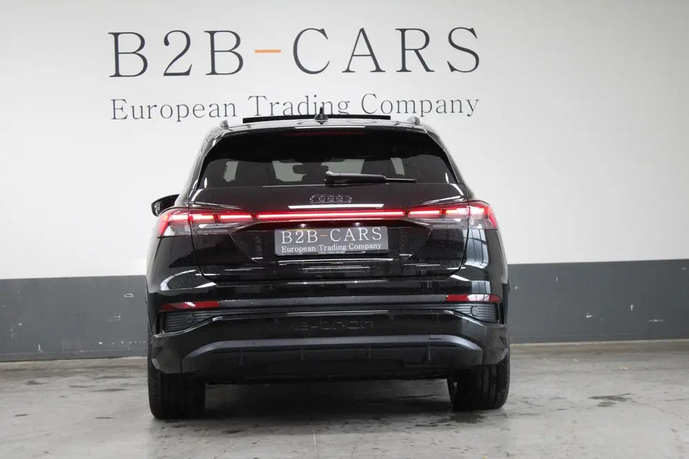 Audi Q4 e-tron 40 S Competition 77 kWh uit 2021, foto 6