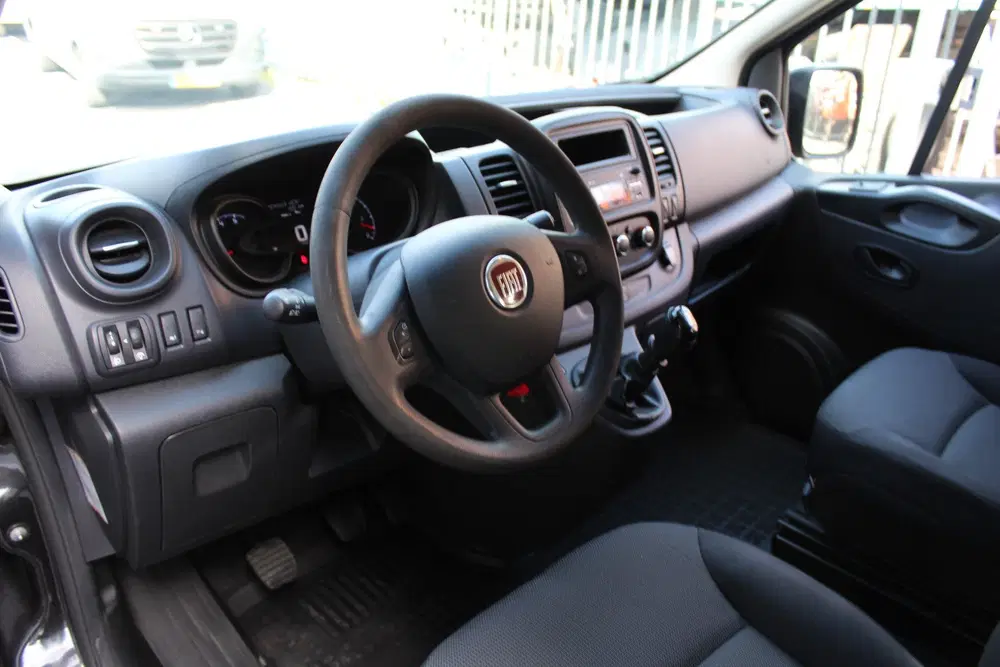 Fiat Talento 2.0 MultiJet 145Pk L2H1 Business Pro DC uit 2020, foto 3