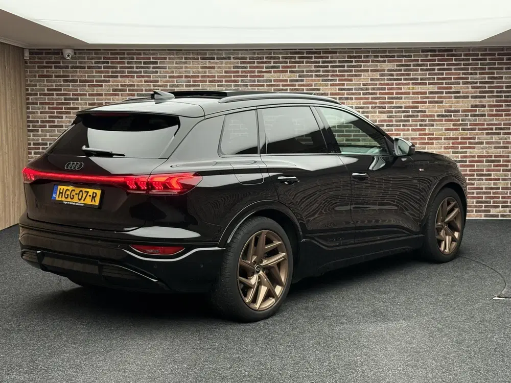 Audi Q6 e-tron Launch edition 83 kWh uit 2025, foto 2