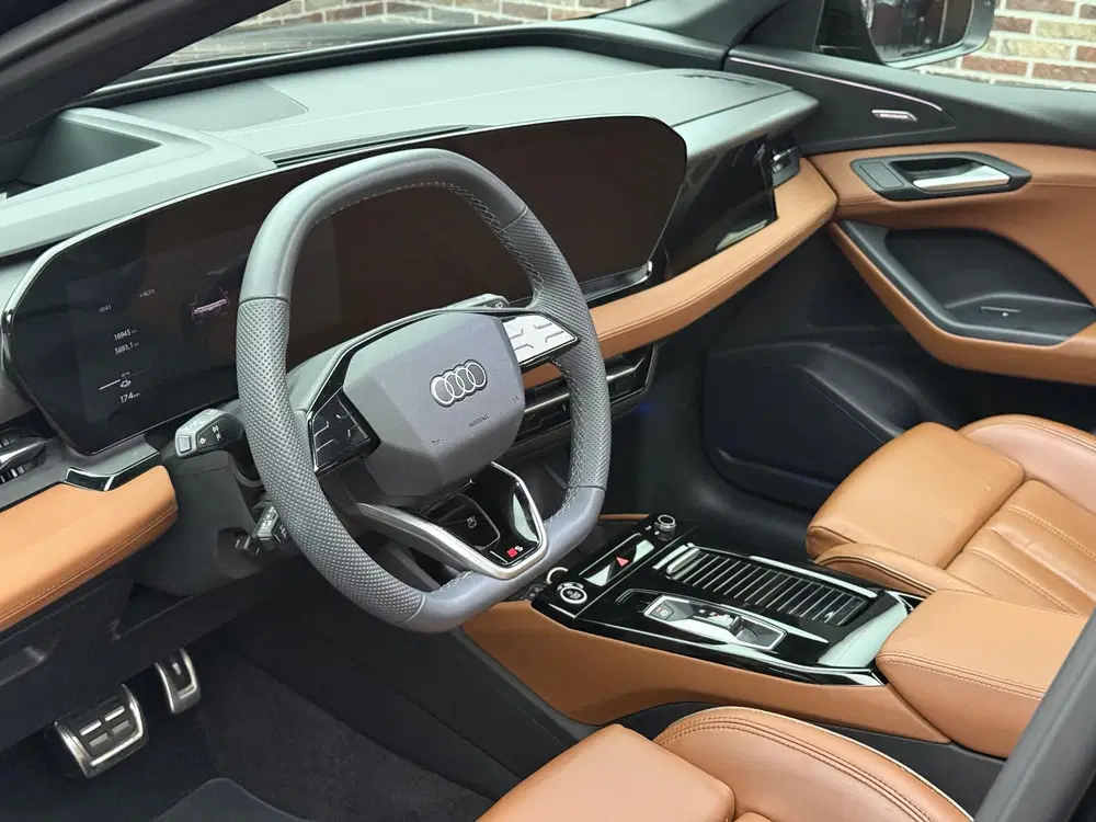 Audi Q6 e-tron Launch edition 83 kWh uit 2025, foto 3