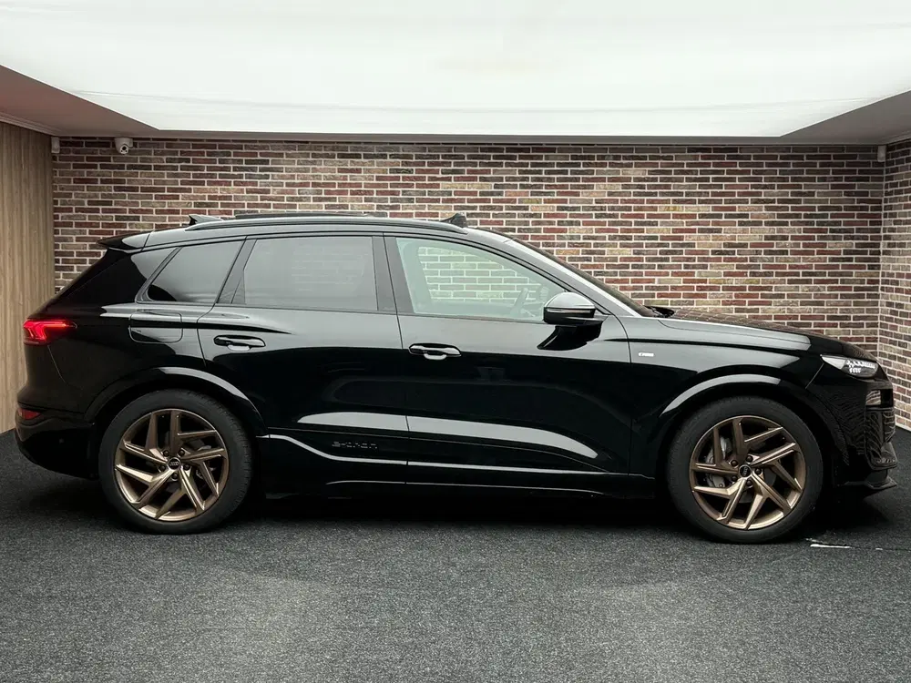 Audi Q6 e-tron Launch edition 83 kWh uit 2025, foto 4