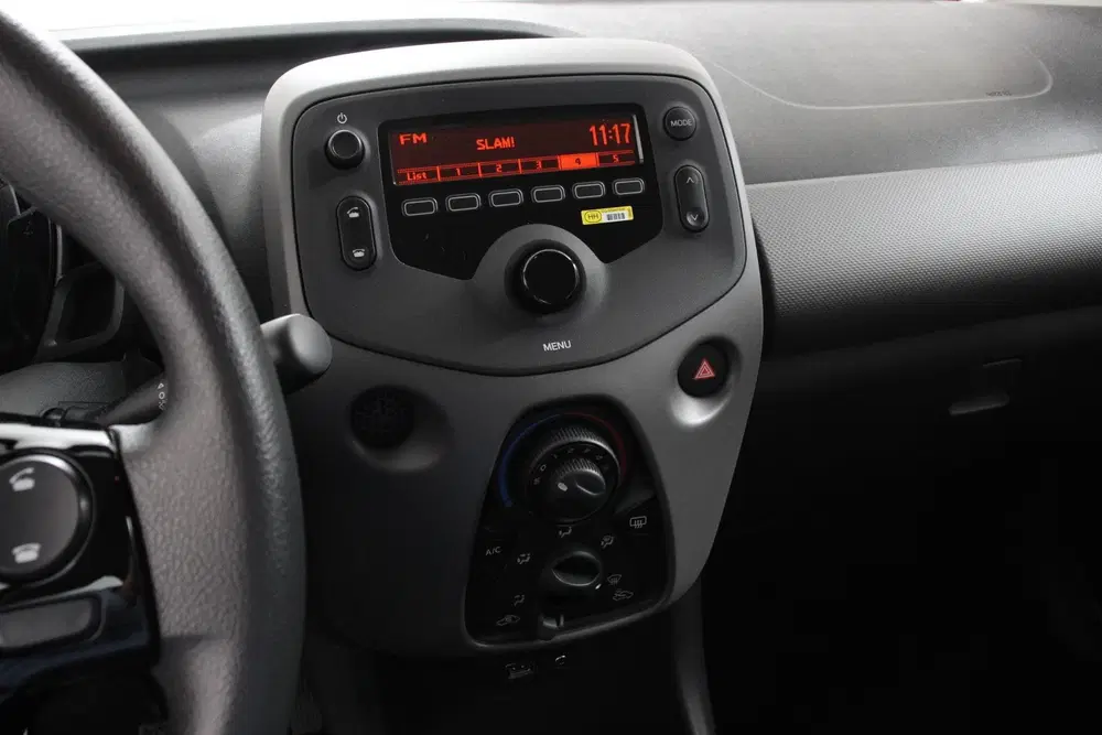 Peugeot 108 1.0 e-VTi Active Airco Bluetooth Led 5 deu uit 2021, foto 3